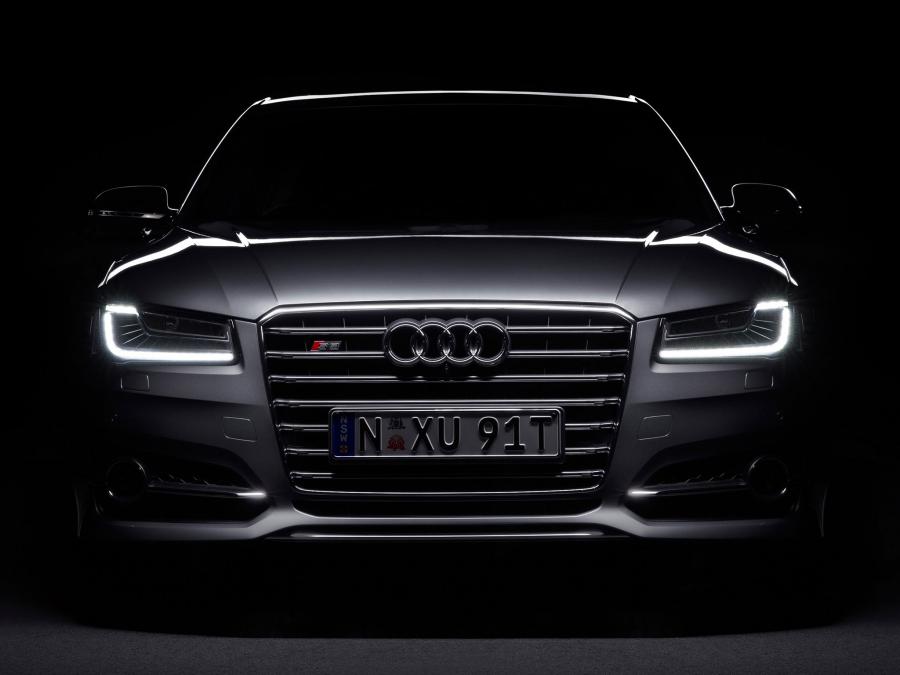  Audi S8 (D4) 2014 года  (AU) (фото 16 из 28)